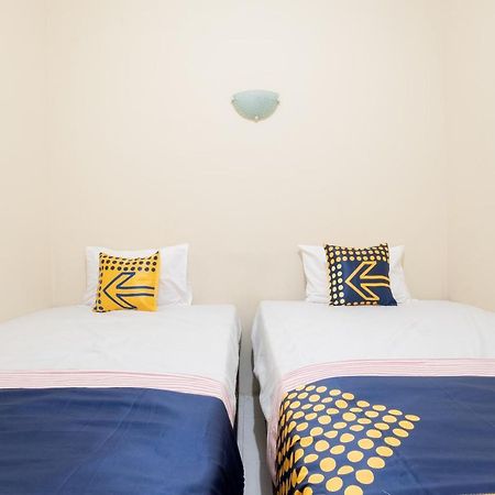 Spot On 2419 Rumah Nugraha Hotel Syariah Γιογκιακάρτα Εξωτερικό φωτογραφία