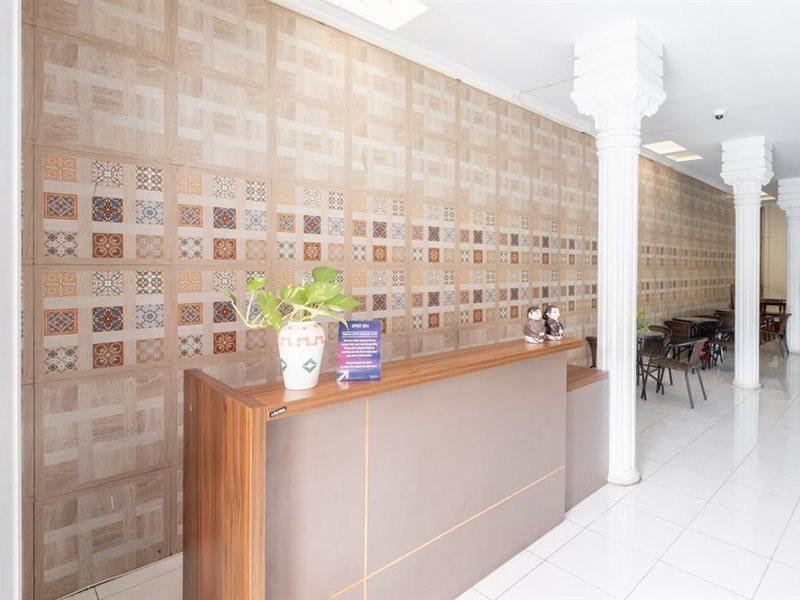 Spot On 2419 Rumah Nugraha Hotel Syariah Γιογκιακάρτα Εξωτερικό φωτογραφία