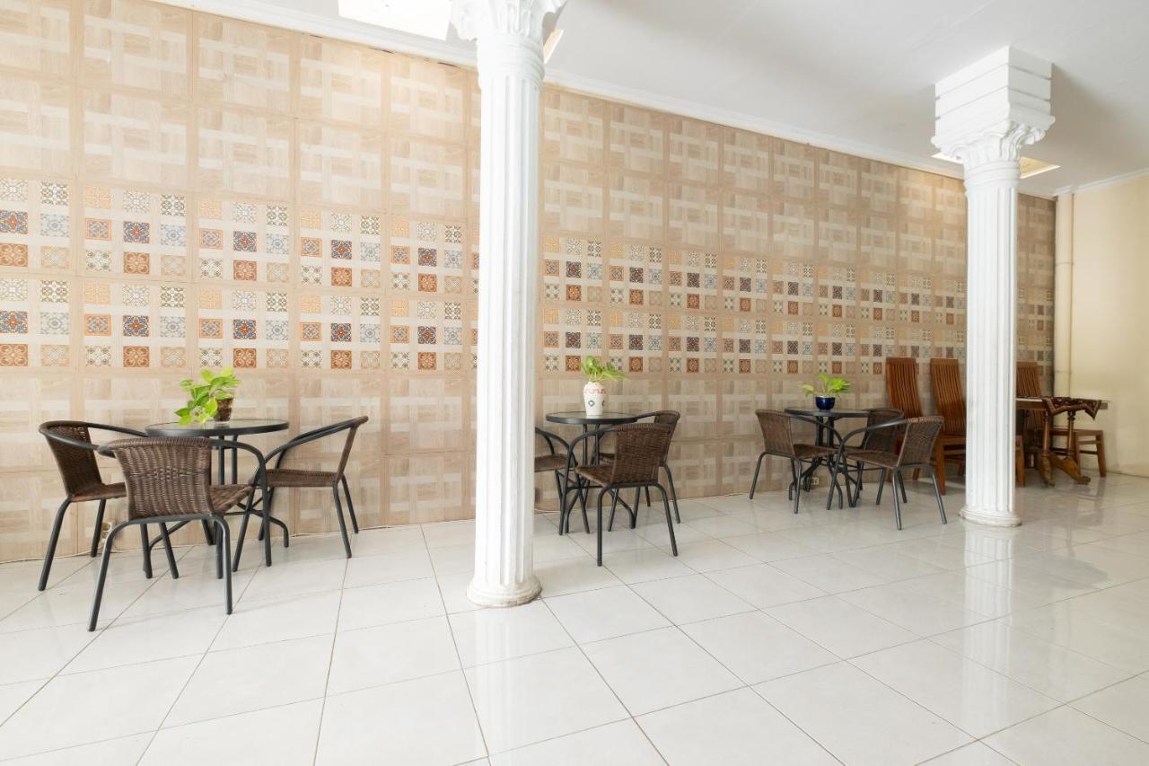 Spot On 2419 Rumah Nugraha Hotel Syariah Γιογκιακάρτα Εξωτερικό φωτογραφία