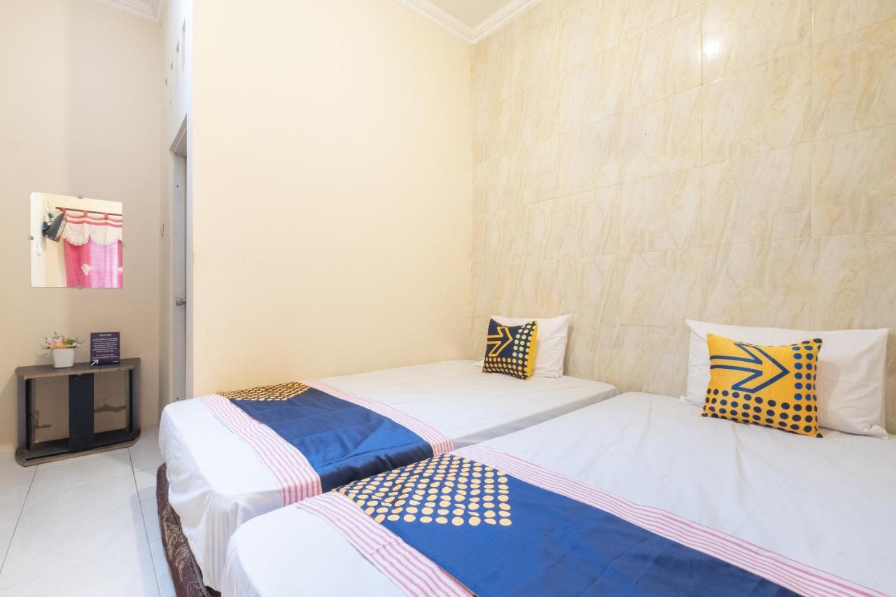 Spot On 2419 Rumah Nugraha Hotel Syariah Γιογκιακάρτα Εξωτερικό φωτογραφία