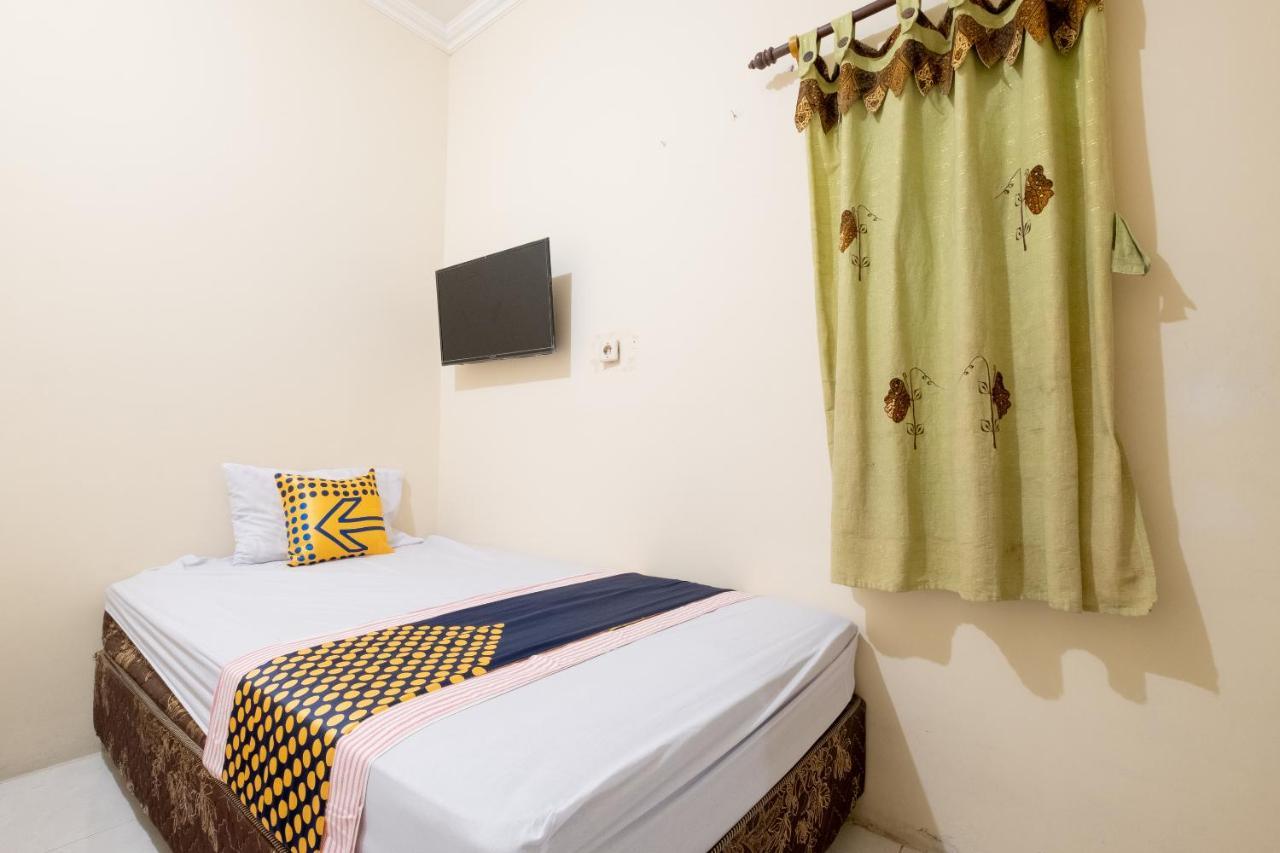 Spot On 2419 Rumah Nugraha Hotel Syariah Γιογκιακάρτα Εξωτερικό φωτογραφία