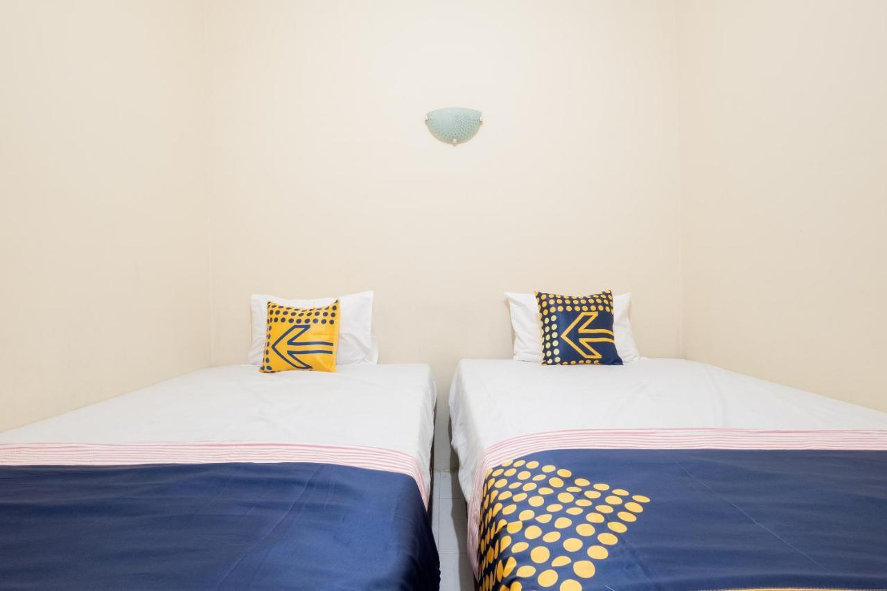Spot On 2419 Rumah Nugraha Hotel Syariah Γιογκιακάρτα Εξωτερικό φωτογραφία